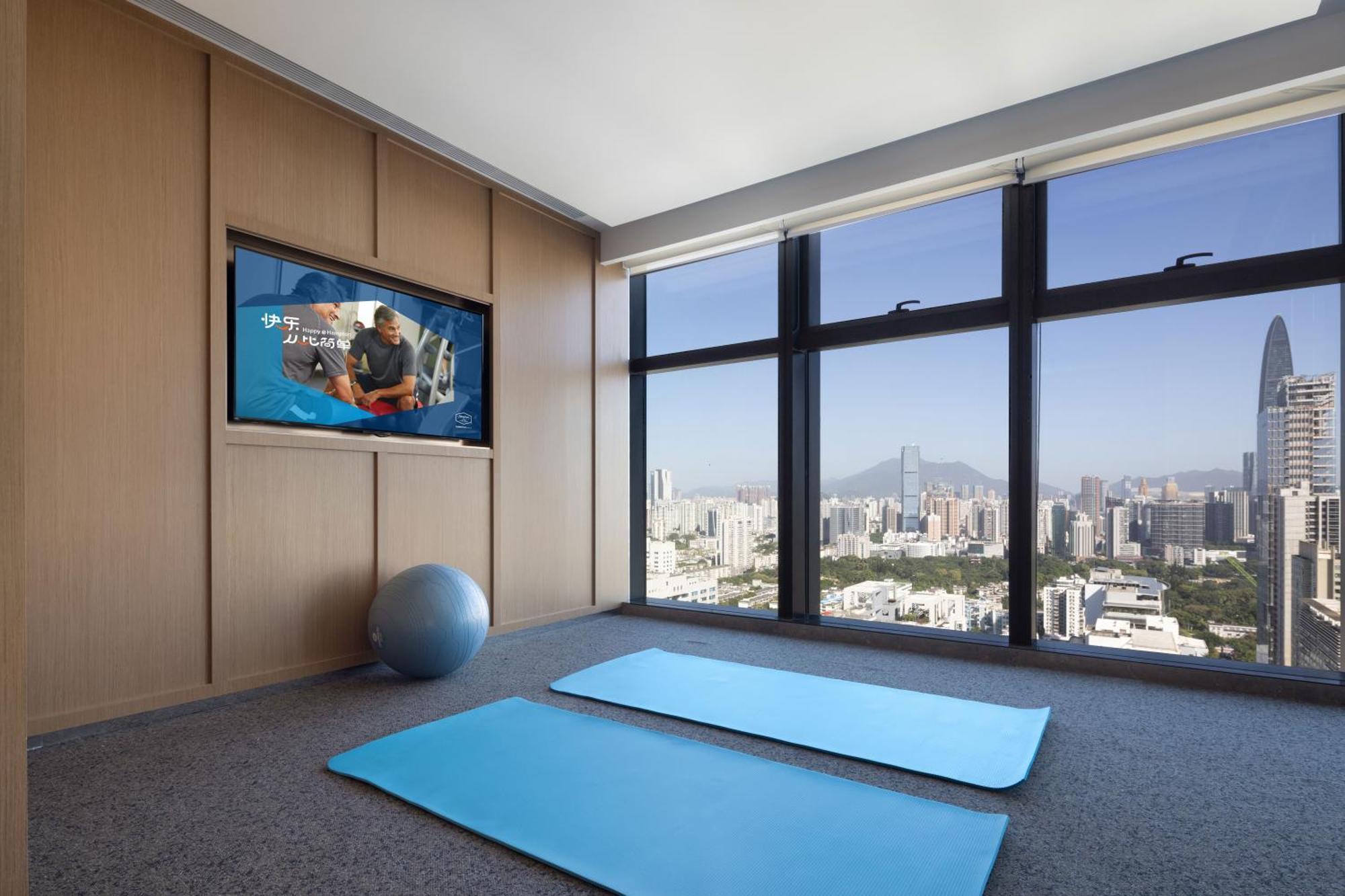 Hampton By Hilton Shenzhen Futian Huaqiangbei Hotel Екстериор снимка