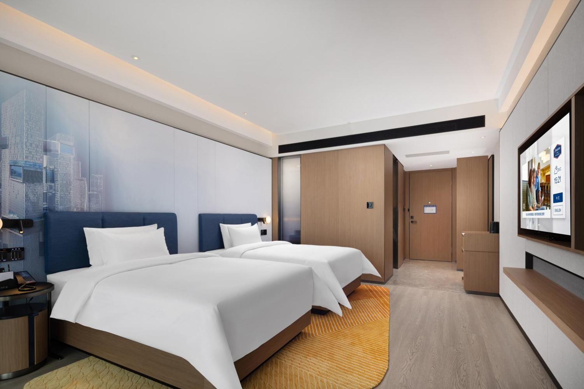 Hampton By Hilton Shenzhen Futian Huaqiangbei Hotel Екстериор снимка